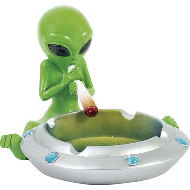 4ct. Smoking Alien Polystone Ashtrays