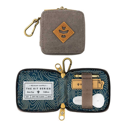 Revelry Supply Pipe Kit Traveler in Ash.